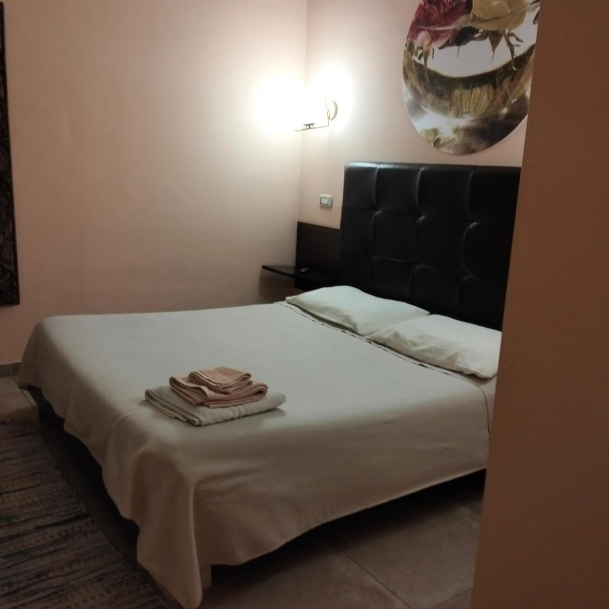 Piazza Verdi Liberty House Lecce Exterior foto